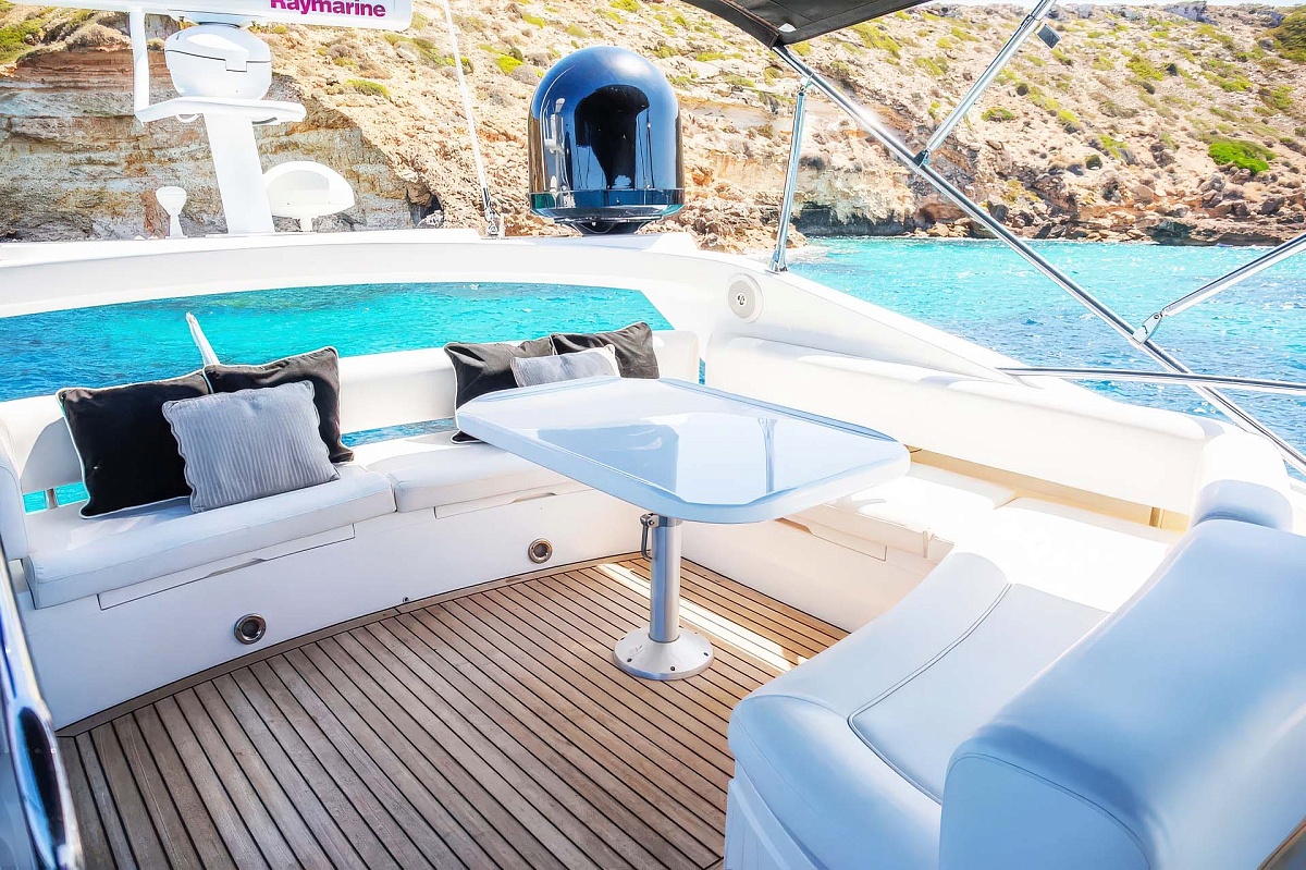 Аренда яхты Sunseeker Manhattan 63 на Майорке, Испания
